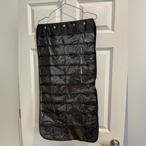 Closet Jewelry Hanger, 40 Pockets and 20 Velcro Straps